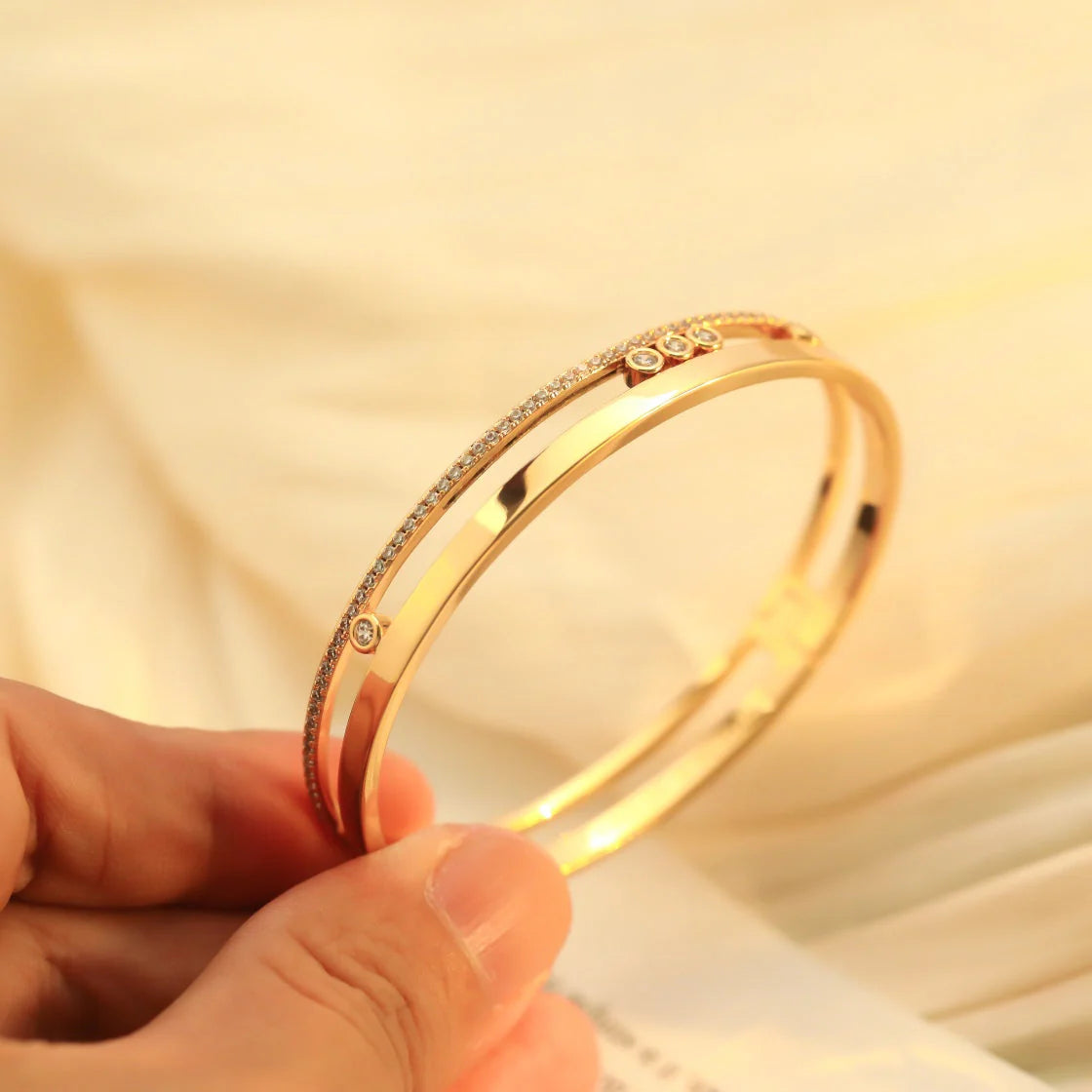 [Lumi Jewels]Move Romane Diamond Bangle Bracelet