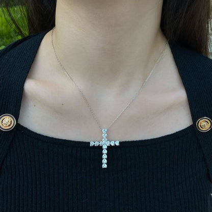 [Lumi Jewels]Radiant Cross Shape Necklace