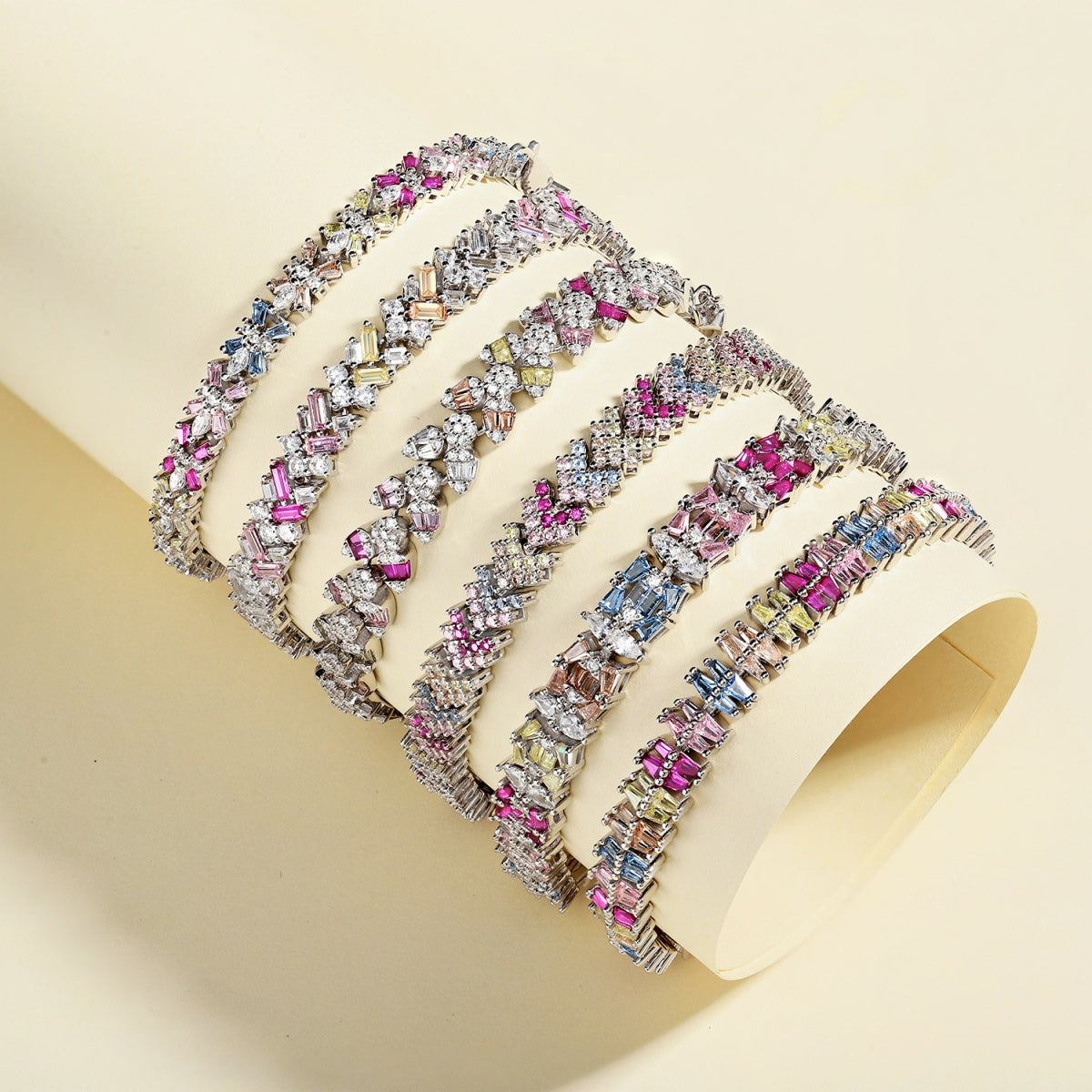 [Lumi Jewels]Dainty Exquisite Flower Shape Daily Bracelet