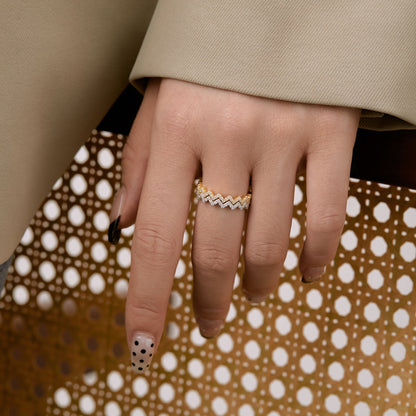 [Lumi Jewels]Delicate Enchanting Wave Shape Daily Ring