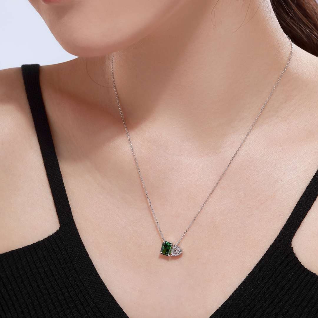 [Lumi Jewels]Dazzling Square & Heart Shape Necklace