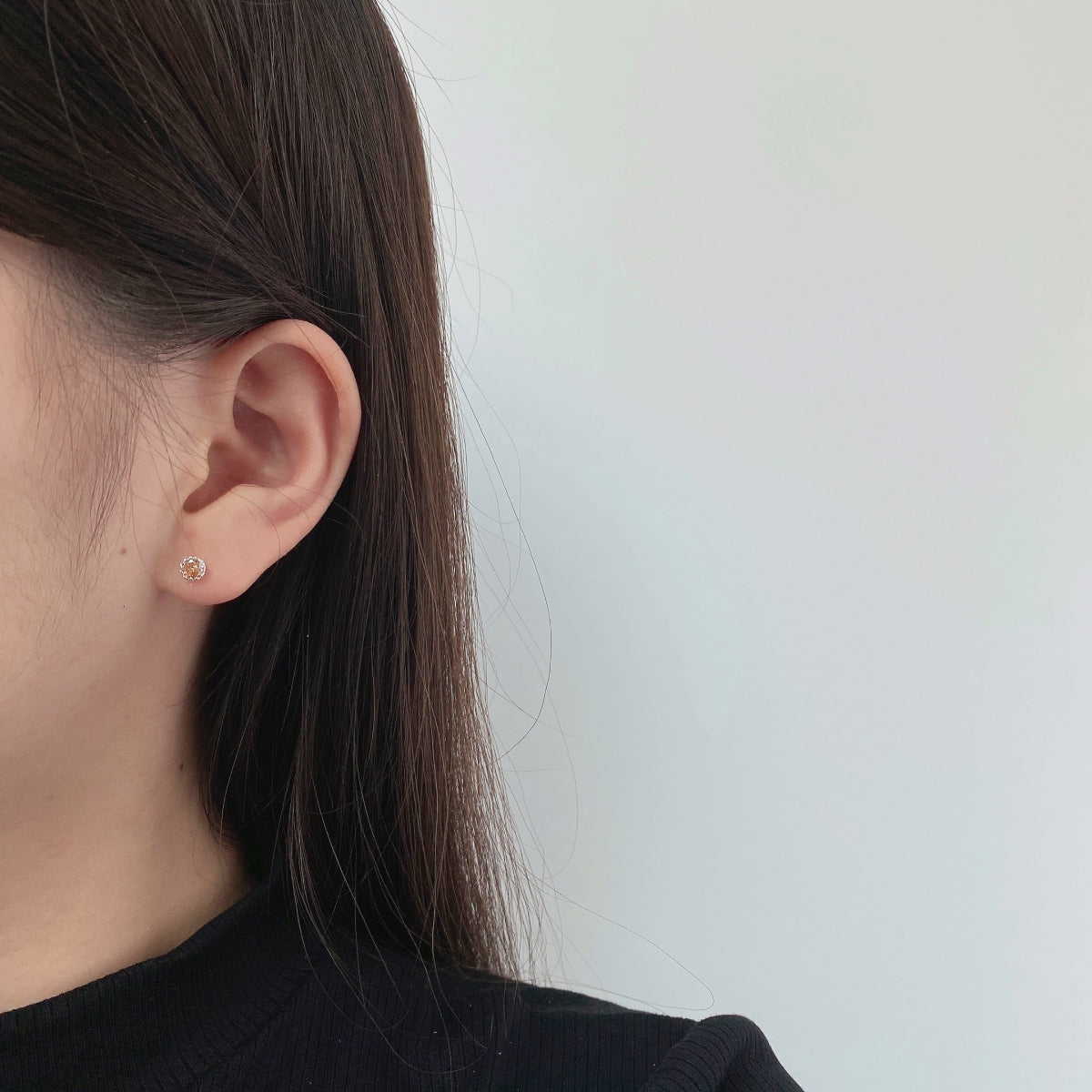 [Lumi Jewels]Sparkling Colorful Round Shape Earrings