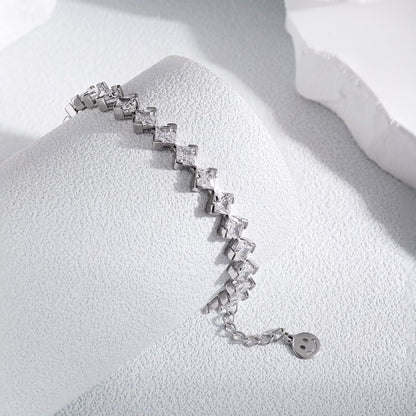 [Lumi Jewels]0.5 Carat Ornate Princess Cut Daily Bracelet