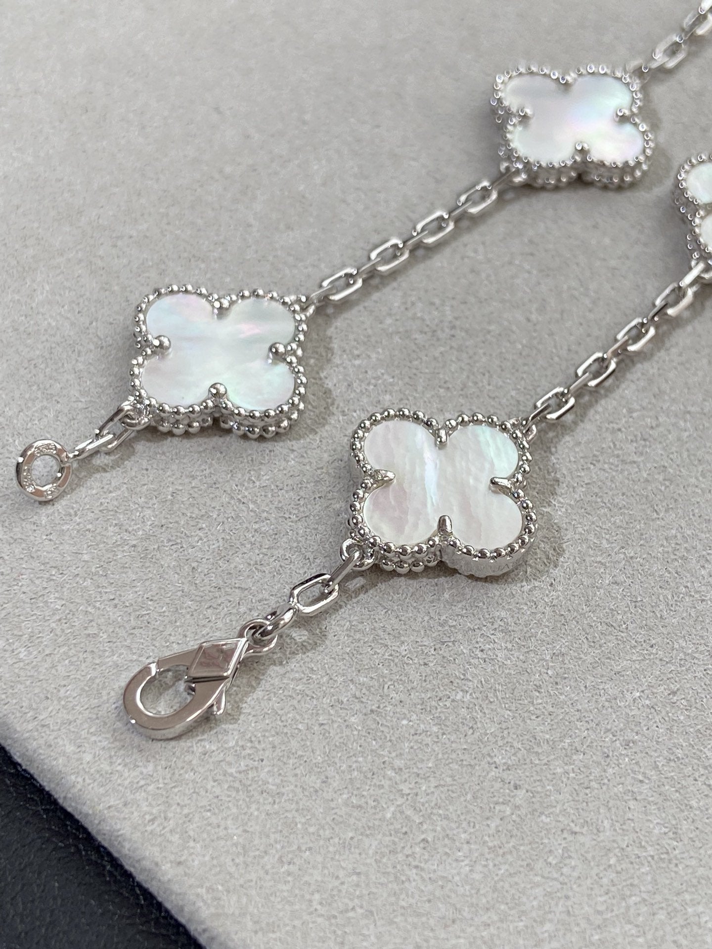 [Lumi Jewels]CLOVER SILVER MOP 5 MOTIF BRACELET