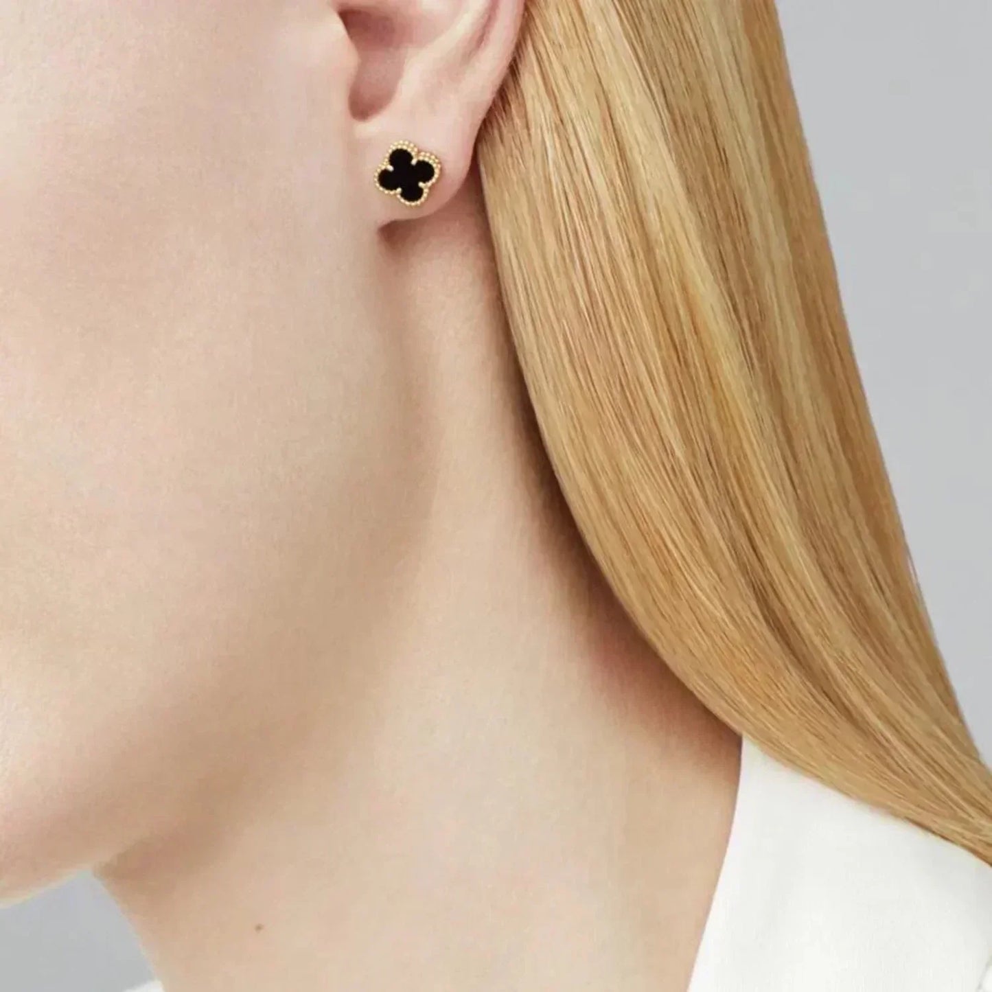 [Lumi Jewels]CLOVER MINI 9.5MM BLACK MOP EARRINGS
