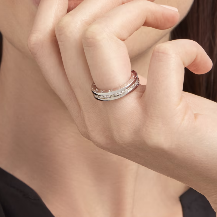 [Lumi Jewels] ZERO 1 UNE BANDE DE DIAMANTS PAVÉS SUR LA BAGUE EN SPIRALE