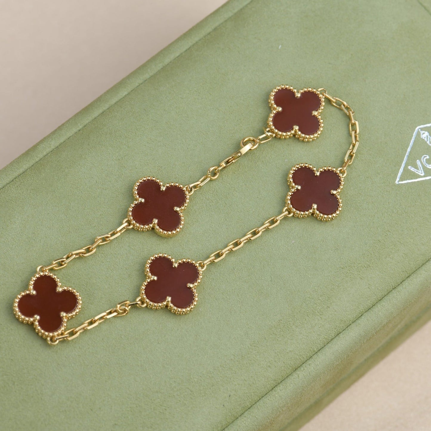 [Lumi Jewels]CLOVER 5 MOTIFS RED AGATE  BRACELET
