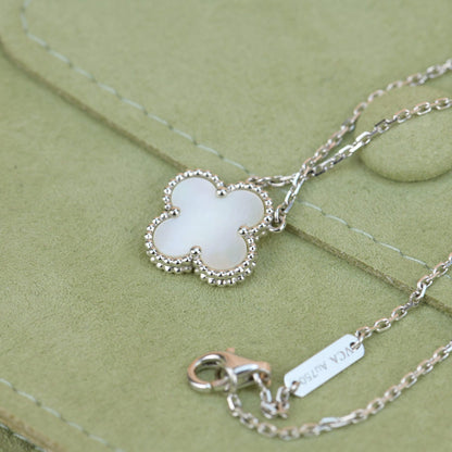 [Lumi Jewels]CLOVER  15MM WHITE MOTHER-OF-PEARL SILVER