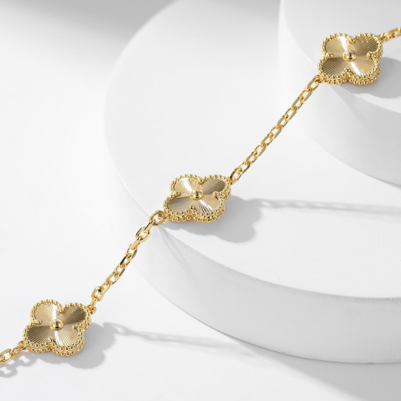 [Lumi Jewels]CLOVERS THE 10-MOTIFS LASER NECKLACE