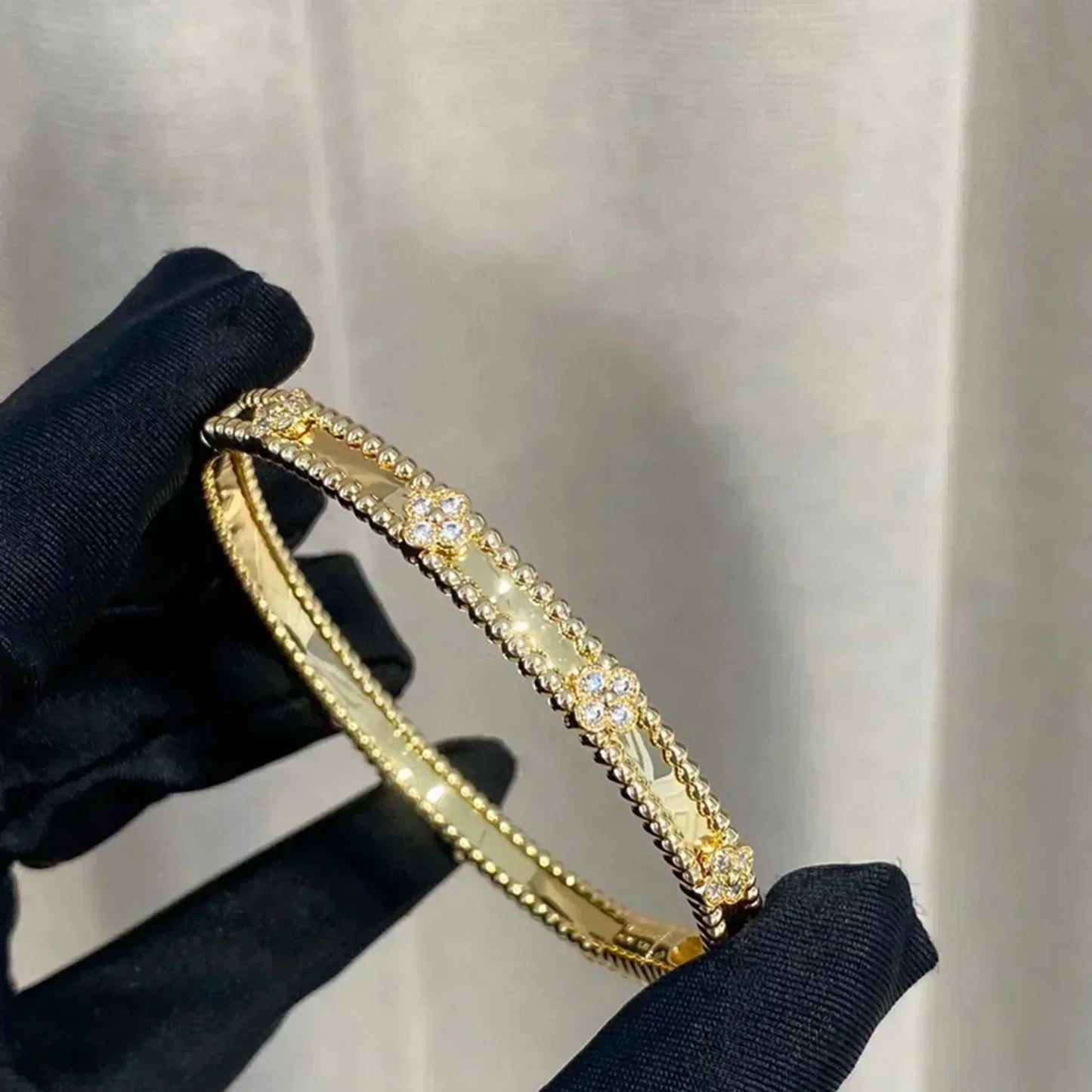 [Lumi Jewels]CLOVER BRACELET 4MM DIAMONDS
