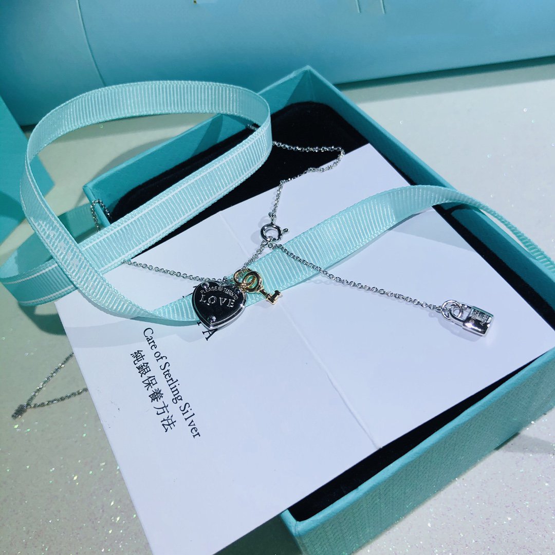 [Lumi Jewelry]LOVE HEART TAG KEY NECKLACE
