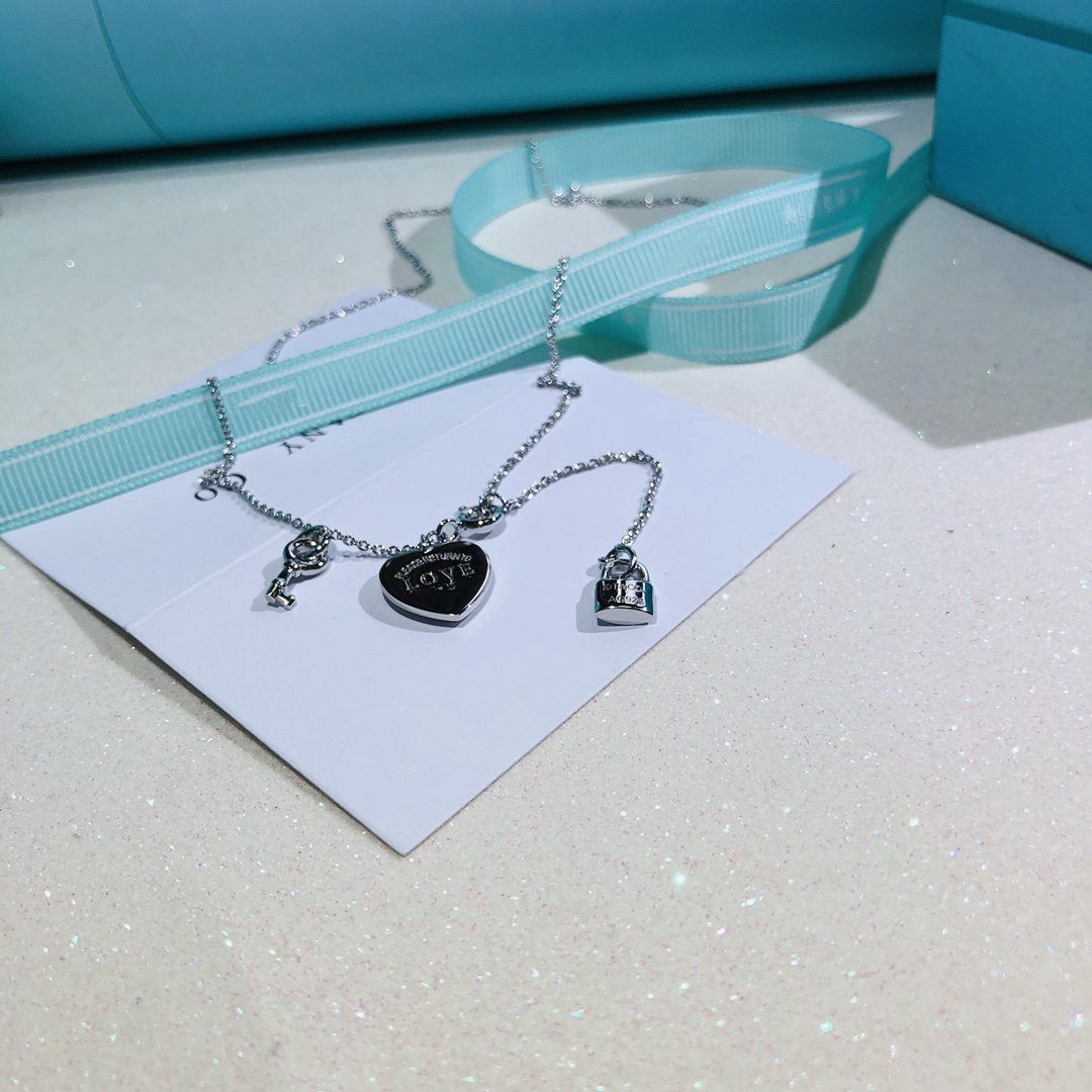 [Lumi Jewelry]LOVE HEART TAG KEY NECKLACE