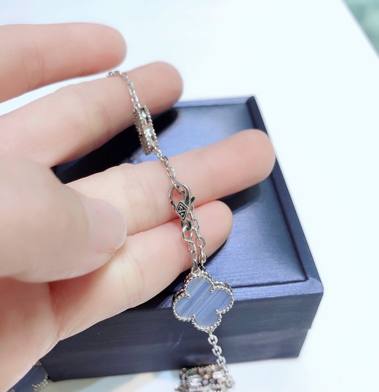 [Lumi Jewels]CLOVER 10 MOTIFS CHALCEDONY DIAMONDS SILVER NECKLACE