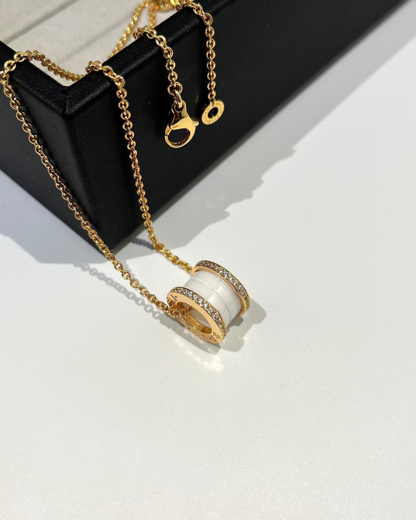 [Lumi Jewels]ZERO 1 WHITE CERAMIC DIAMOND PINK GOLD NECKLACE